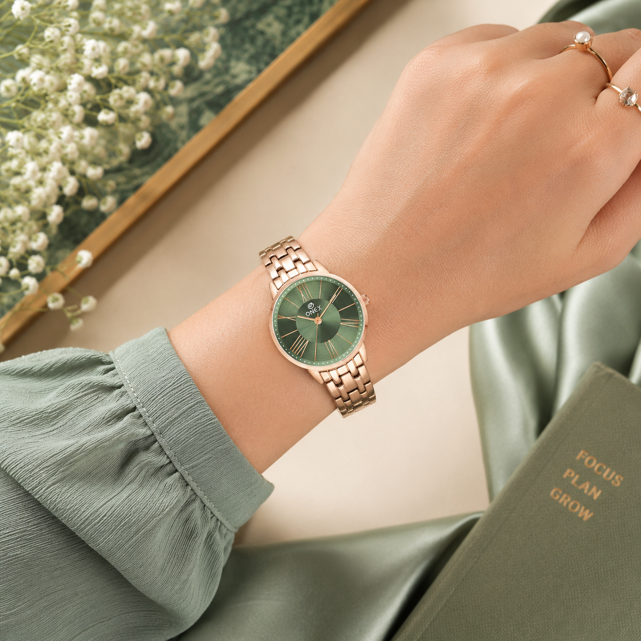 Women Watch 5017 - GRN